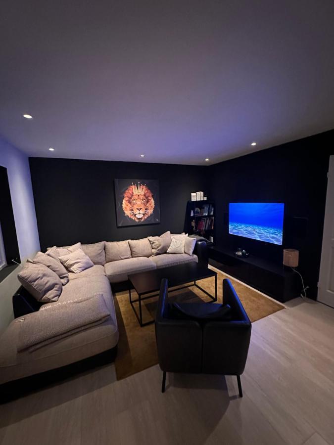 Remarkable 2-Bed Apartment In Tromsø Kültér fotó